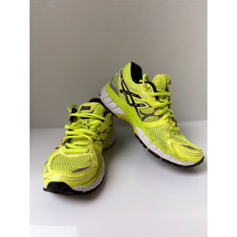 ASICS Women's GEL-Nimbus 16 Lite Show Sneaker Neon Volt Yellow Size 6 US